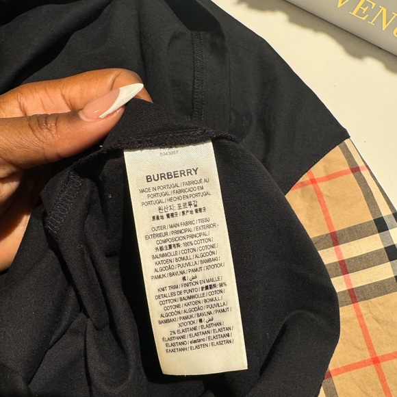 Burberry T shirt - Picture 3 of 4